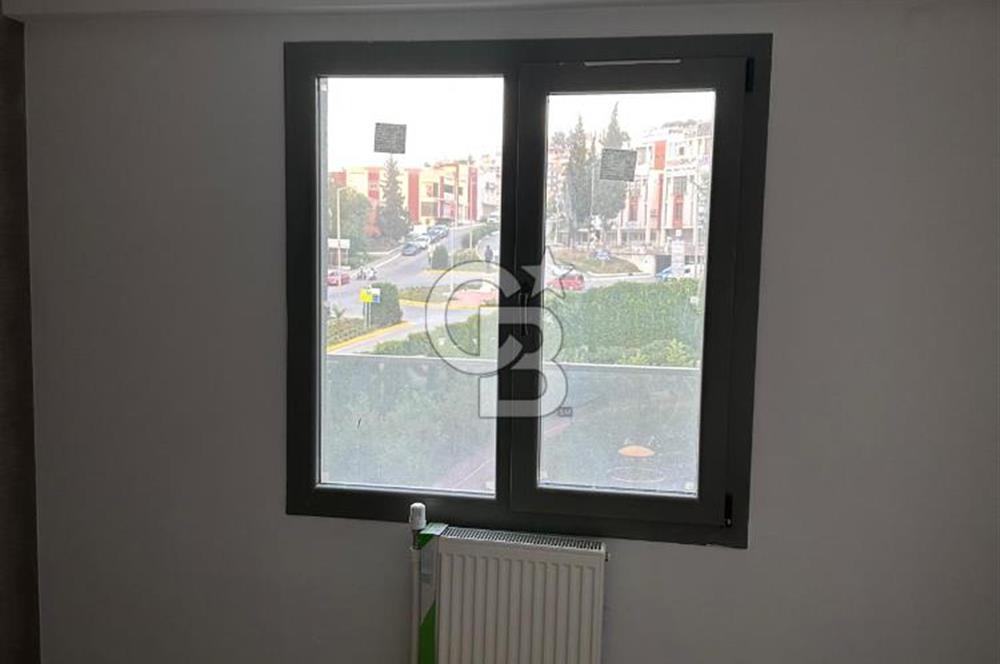 BORNOVA GOLDİVA FAMİLYA'DA KİRALIK 1+1