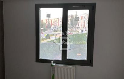 BORNOVA GOLDİVA FAMİLYA'DA KİRALIK 1+1