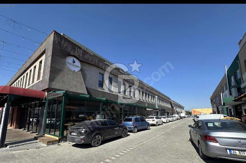Güzelyurt Statü Çarşı Satılık Teraslı Ofis Katı