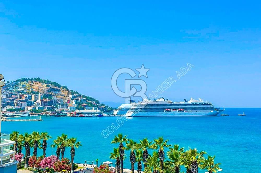 Kuşadası Kordon’da Panoramik Deniz Manzaralı Çatı Dubleks