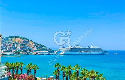 Kuşadası Kordon’da Panoramik Deniz Manzaralı Çatı Dubleks