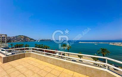 Kuşadası Kordon’da Panoramik Deniz Manzaralı Çatı Dubleks