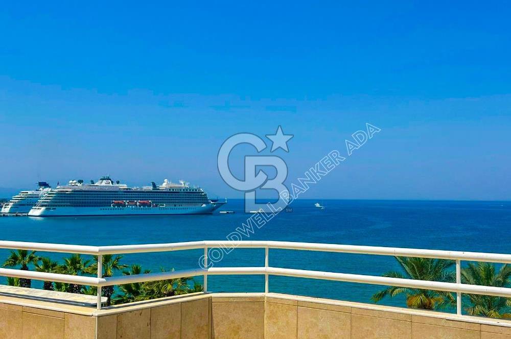 Kuşadası Kordon’da Panoramik Deniz Manzaralı Çatı Dubleks