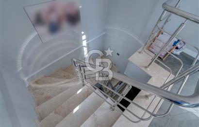 Villa tadında Kalabak Mah. Satılık 4+1 Dubleks Daire