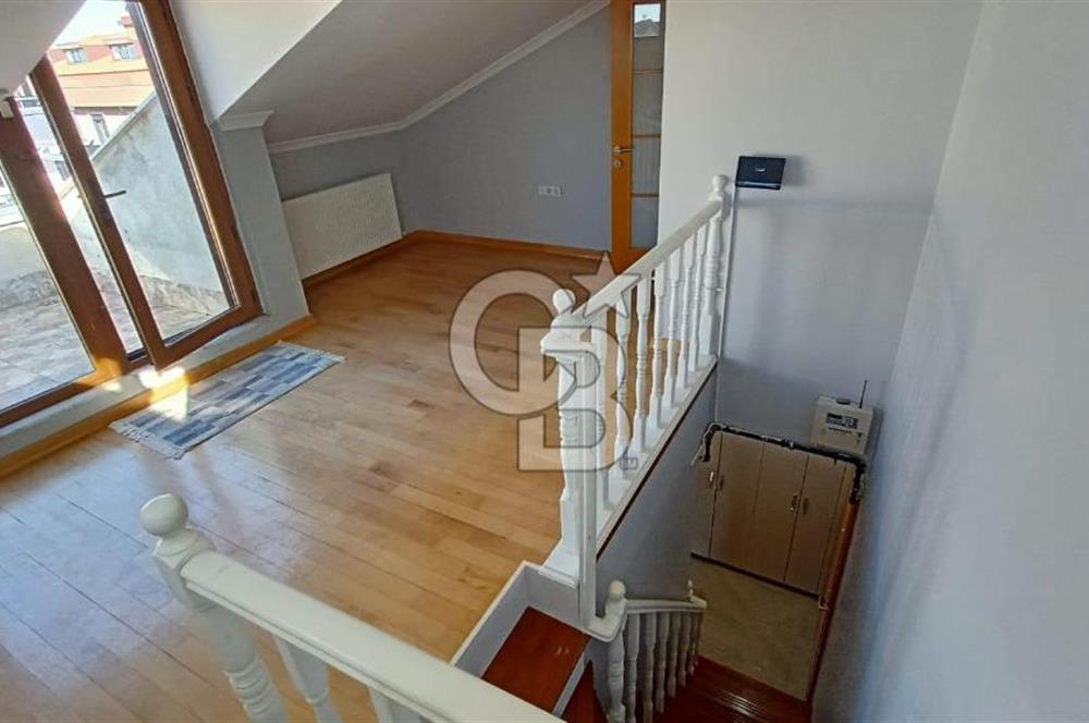Acıbadem Üsküdar'da Kiralık Lüks Dubleks Daire