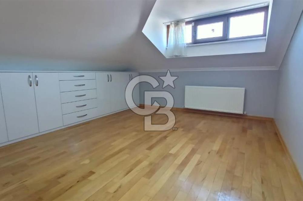 Acıbadem Üsküdar'da Kiralık Lüks Dubleks Daire