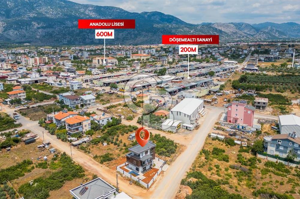 YENİKÖY’DE ORMANA KOMŞU SATILIK HAVUZLU SIFIR VİLLA 