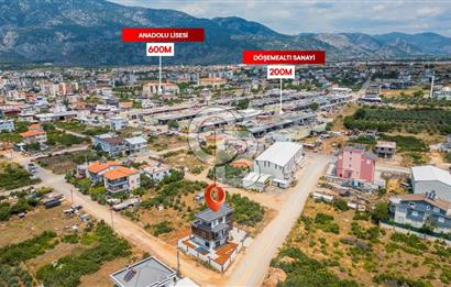 YENİKÖY’DE ORMANA KOMŞU SATILIK HAVUZLU SIFIR VİLLA 