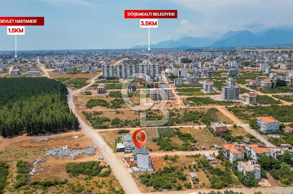YENİKÖY’DE ORMANA KOMŞU SATILIK HAVUZLU SIFIR VİLLA 