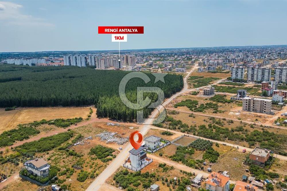 YENİKÖY’DE ORMANA KOMŞU SATILIK HAVUZLU SIFIR VİLLA 