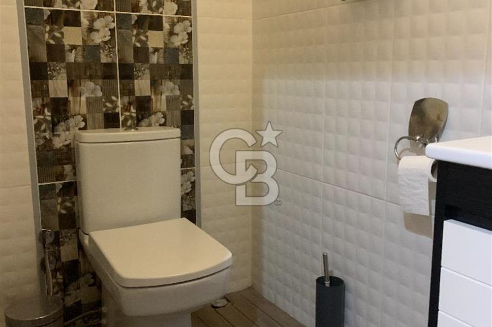 MEBUSEVLERİ ŞEREFLİ SOKAKTA YÜKŞEK GİRİŞ YAPILI 3+1 SATILIK OFİS