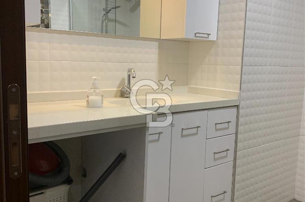MEBUSEVLERİ ŞEREFLİ SOKAKTA YÜKŞEK GİRİŞ YAPILI 3+1 SATLIK DAİRE