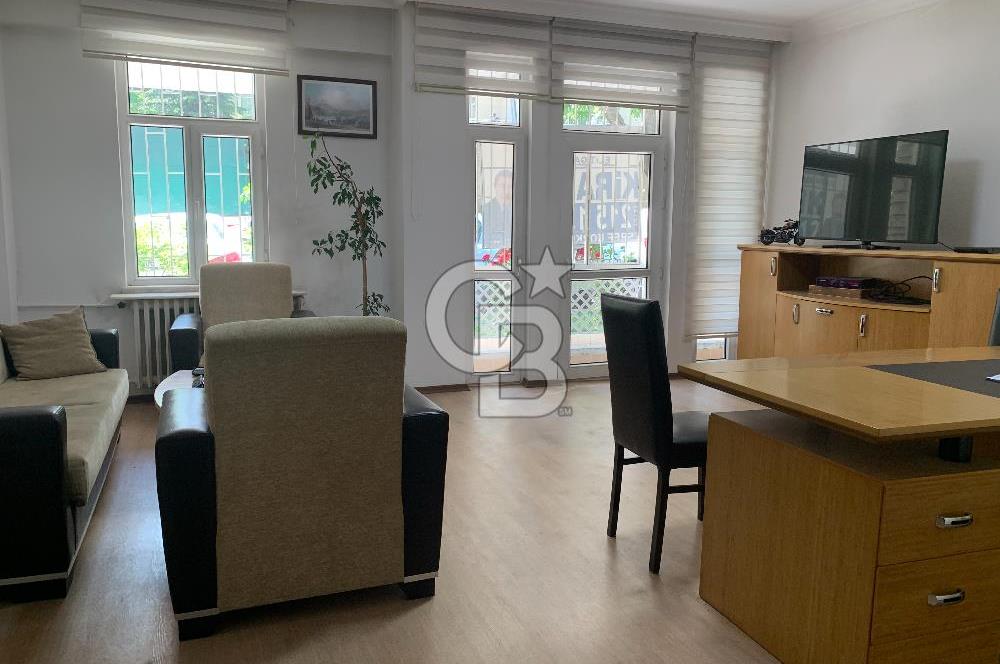 MEBUSEVLERİ ŞEREFLİ SOKAKTA YÜKŞEK GİRİŞ YAPILI 3+1 SATLIK DAİRE