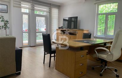 MEBUSEVLERİ ŞEREFLİ SOKAKTA YÜKŞEK GİRİŞ YAPILI 3+1 SATLIK DAİRE