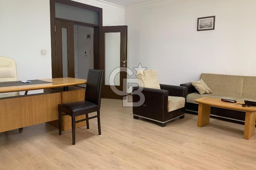 MEBUSEVLERİ ŞEREFLİ SOKAKTA YÜKŞEK GİRİŞ YAPILI 3+1 SATILIK OFİS