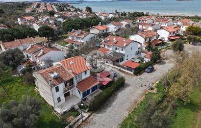 Ayvalık Sahilkent Denize Yürüme Mesafesi Yazlık Villa