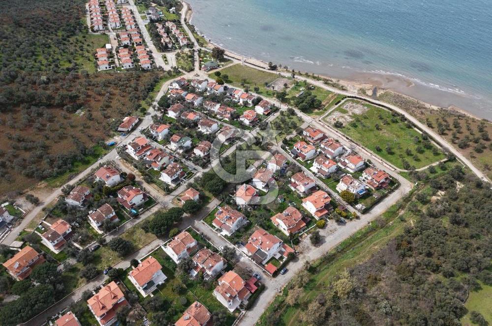 Ayvalık Sahilkent Denize Yürüme Mesafesi Yazlık Villa