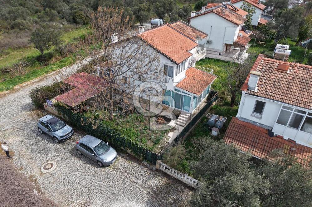 Ayvalık Sahilkent Denize Yürüme Mesafesi Yazlık Villa