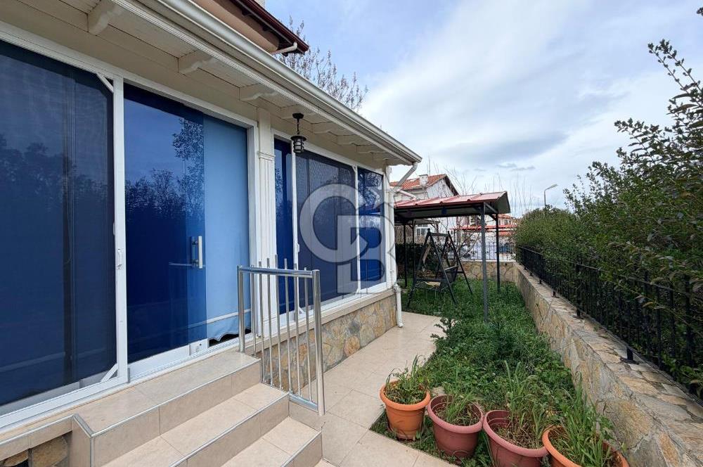 Ayvalık Sahilkent Denize Yürüme Mesafesi Yazlık Villa