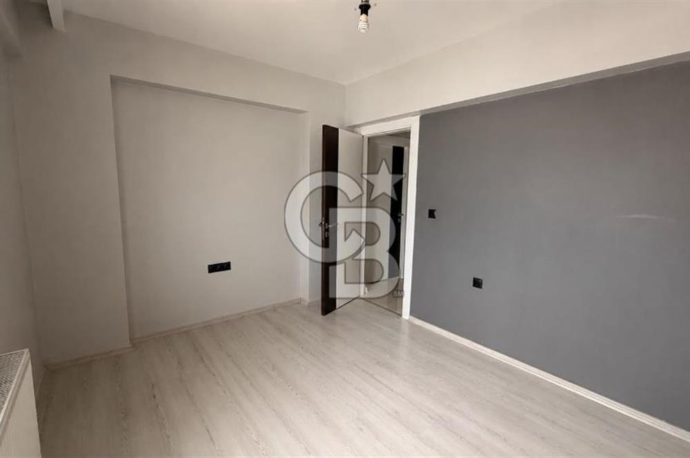 Menemen Zeytin Evleri Sitesinde Satılık 3+1 Havuzlu Daire
