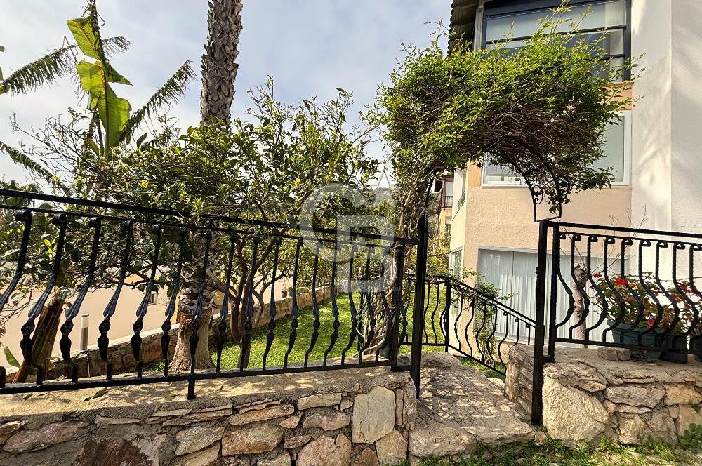 Bodrum Merkez'de Satılık Geniş Site İçi 2+1 Bahçe Katı Daire