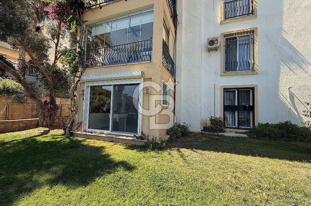 Bodrum Merkez'de Satılık Geniş Site İçi 2+1 Bahçe Katı Daire