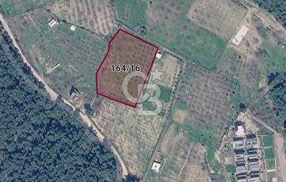 BORNOVA YAKAKÖY PARSELLİ SATILIK 401 M2 ARSA