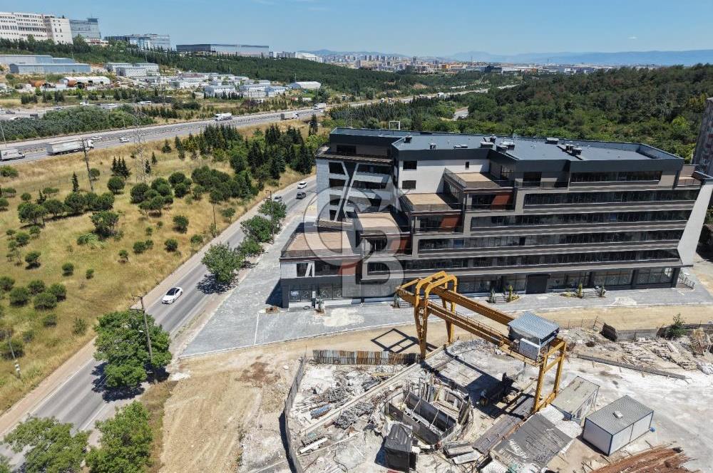 GEBZE MUTLUKENT'TE GÖKÇE VİTAL PLAZA'DA KİRALIK OFİS