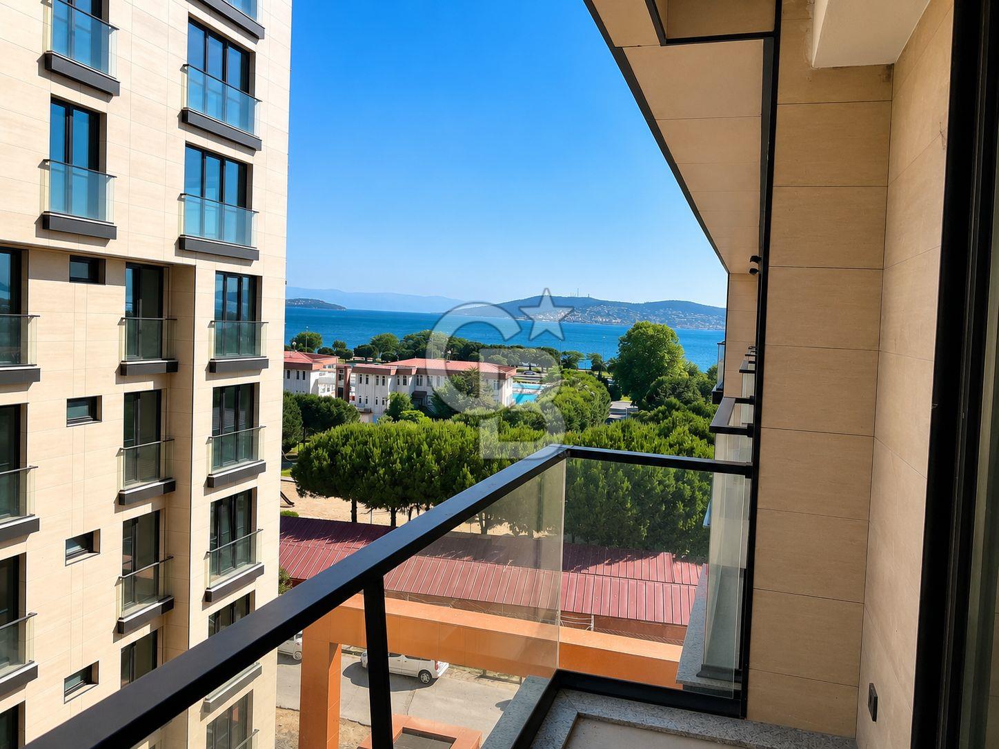 Kartal Kordonboyu Satılık Deniz Manzaralı 2+1 Lüks Daire