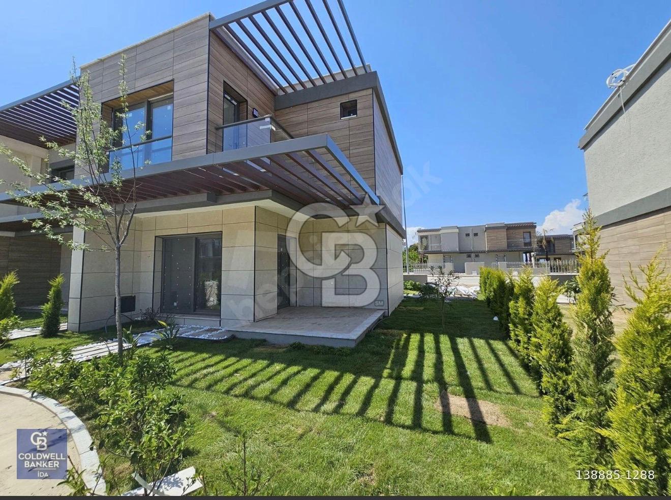 AYVALIK ALTINOVA SATILIK 3+1 VİLLA