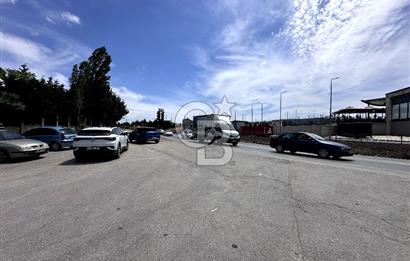 Sancaktepe Samandıra TEM'in Yanında Yan Yolda Çok Değerli Arsa