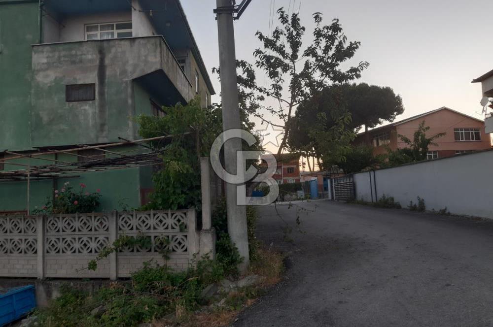 YENİKÖY'DE GÖL MANZARALI SATILIK MÜSTAKIL DEPOLU EV!.
