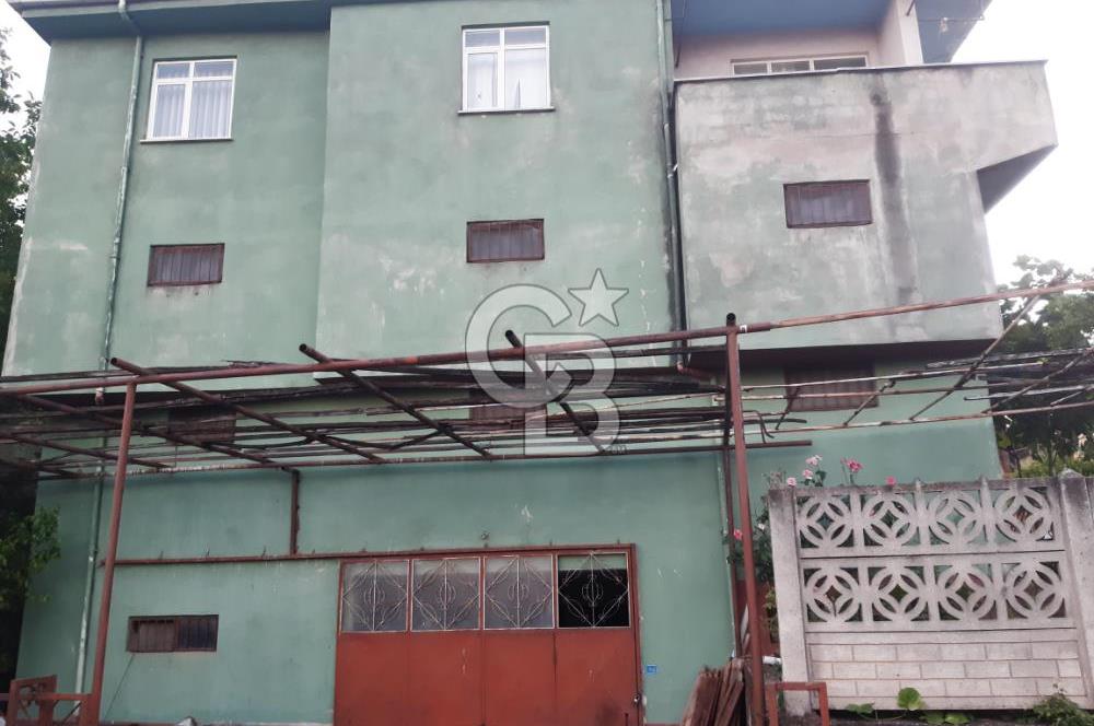 YENİKÖY'DE GÖL MANZARALI SATILIK MÜSTAKIL DEPOLU EV!.