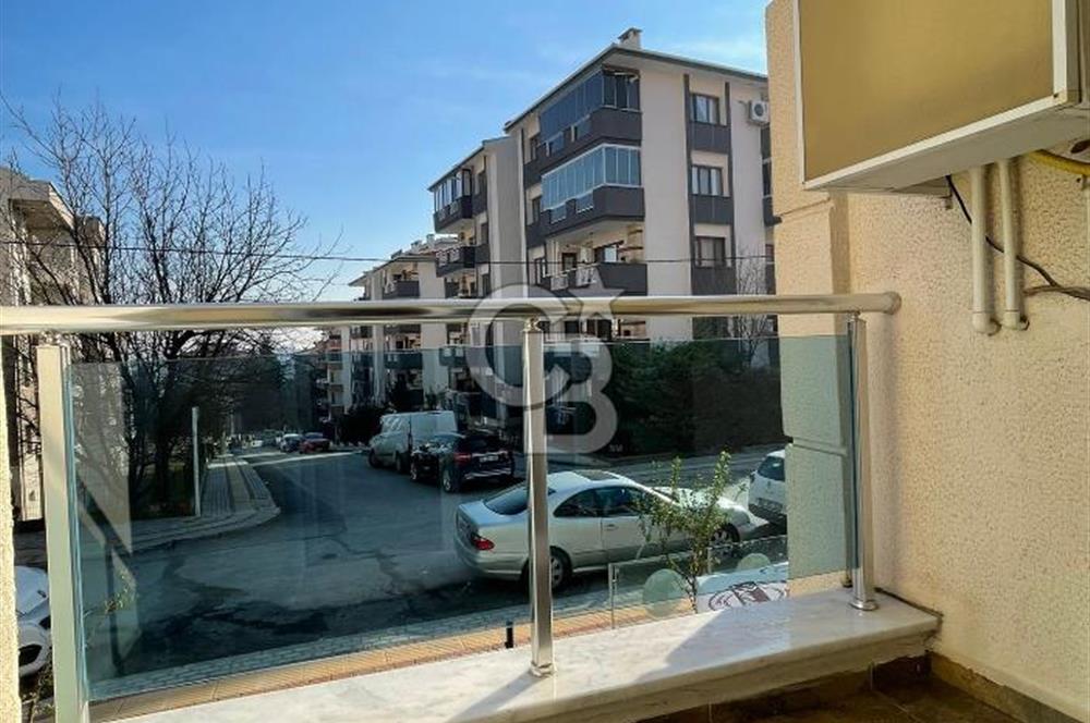 GÖRÜKLE DE MERKEZİ KONUMDA 1+1 EŞYALI SATILIK KİRACISIZ DAİRE