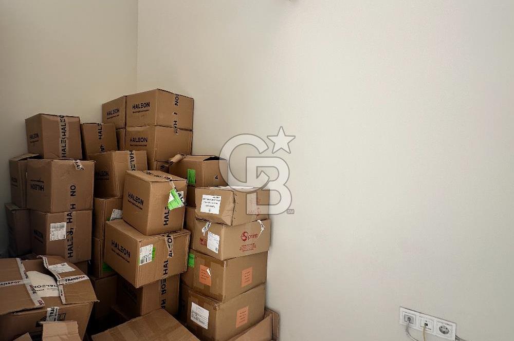 GÖRÜKLEDE MERKEZİ KONUM EMİNEVİME UYGUN CADDE ÜZERİ DÜKKAN