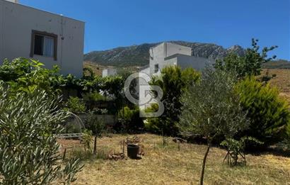 Karaburun İskele de Geniş Bahçeli Müstakil Villa Sa