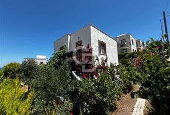 Karaburun İskele de Geniş Bahçeli Müstakil Villa Sa - 11 - 355444