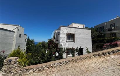Karaburun İskele de Geniş Bahçeli Müstakil Villa Sa
