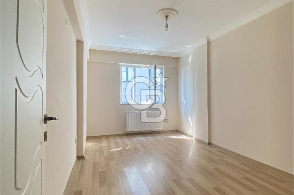 GÖRÜKLE DUMLUPINARDA 2+1 AYRI MUTFAK GENİŞ ARAKAT SATILIK DAİRE