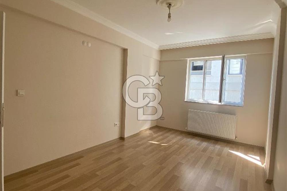 GÖRÜKLE DUMLUPINARDA 2+1 AYRI MUTFAK GENİŞ ARAKAT SATILIK DAİRE