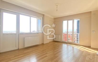 GÖRÜKLE DUMLUPINARDA 2+1 AYRI MUTFAK GENİŞ ARAKAT SATILIK DAİRE