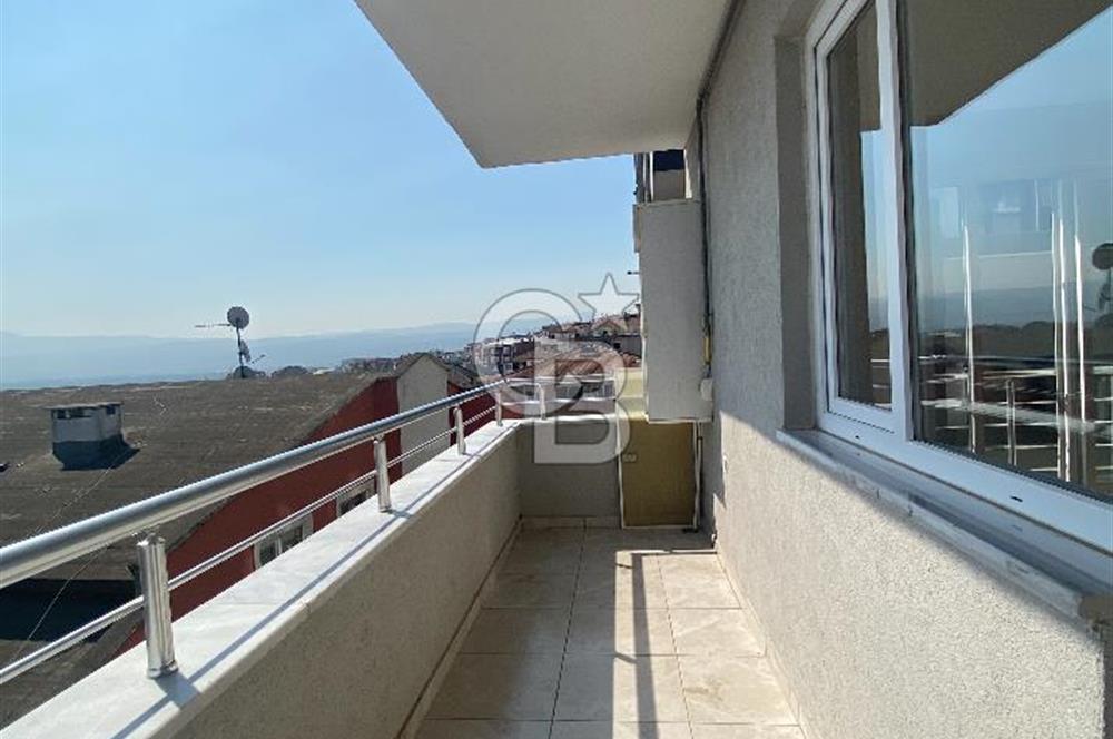 GÖRÜKLE DUMLUPINARDA 2+1 AYRI MUTFAK GENİŞ ARAKAT SATILIK DAİRE