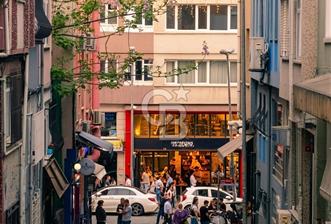 Fırsat,Akaretlerde,Caddeye 5 adım mesafede devren işyeri - 1 - 355578