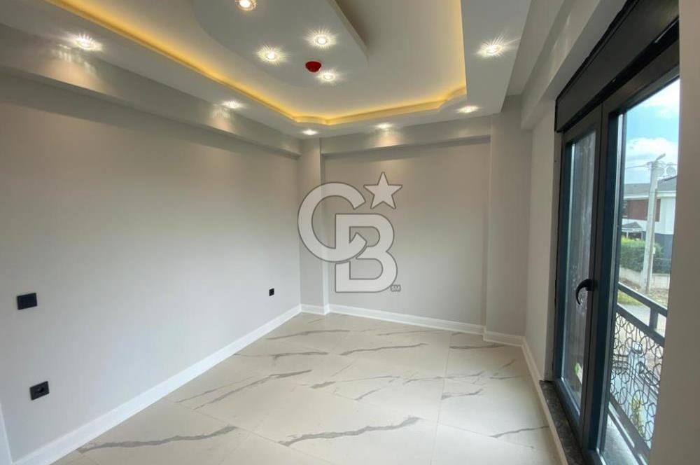 BAŞİSKELE'DE MANZARALI HAVUZLU MÜSTAKİL 5+1 SATILIK VİLLA