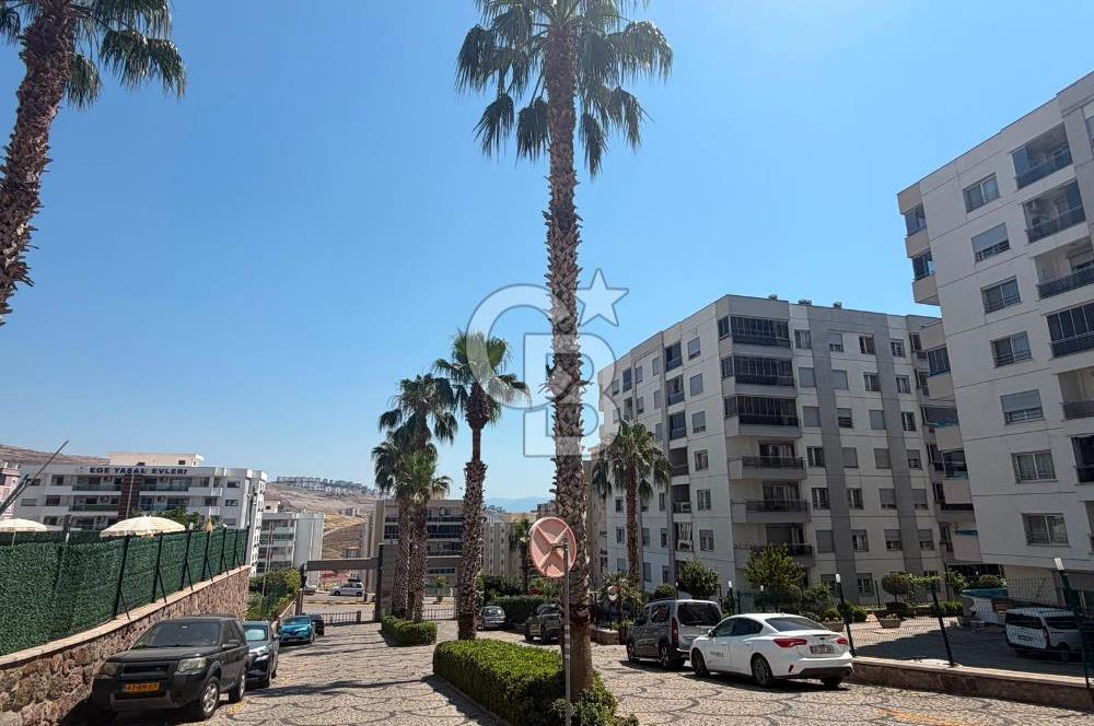 Menemen Ulukent İstiklal Mahallesinde 2+1 Satılık Daire