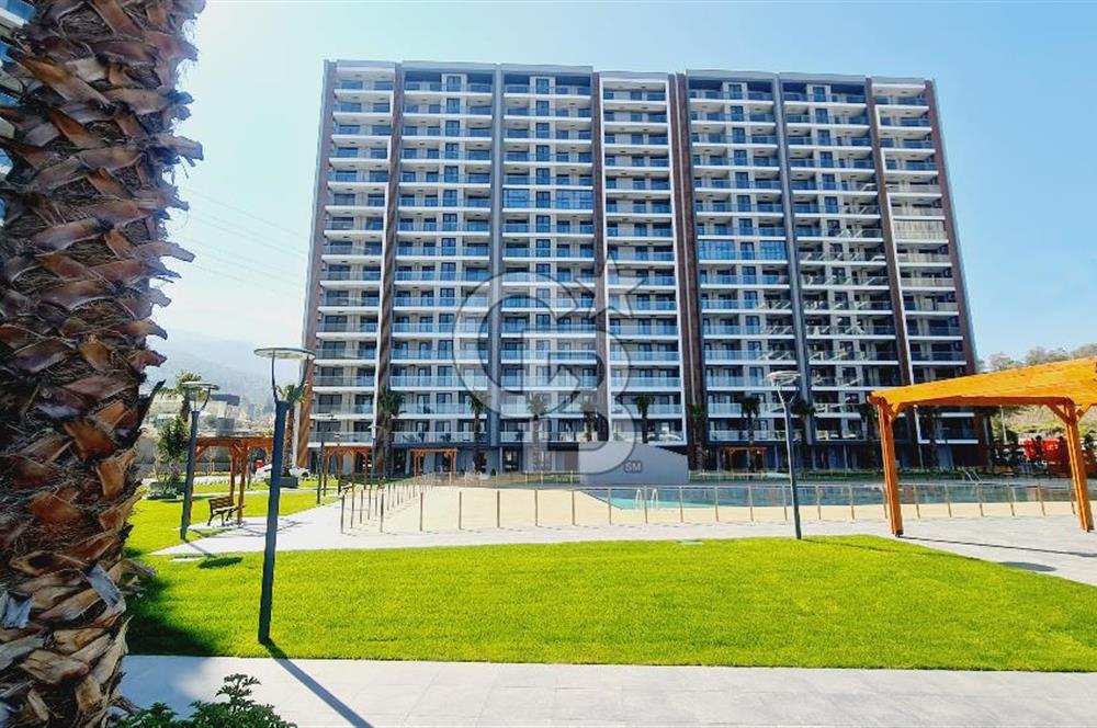 Manisa Meydan Sitesi Havuz Cephe Kiralık 1+1 Daire