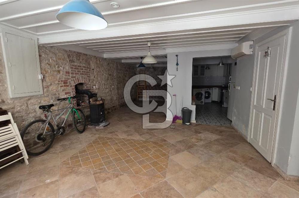 Ayvalık Merkezde Masrafsız Satılık Tarihi Rum Evi