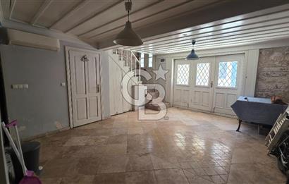 Ayvalık Merkezde Masrafsız Satılık Tarihi Rum Evi