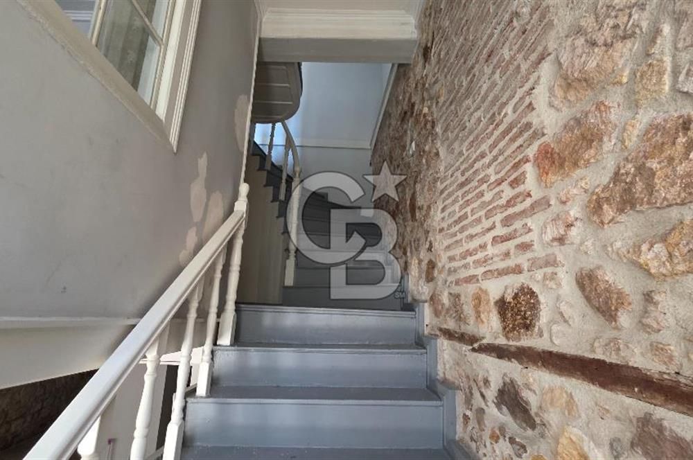 Ayvalık Merkezde Masrafsız Satılık Tarihi Rum Evi