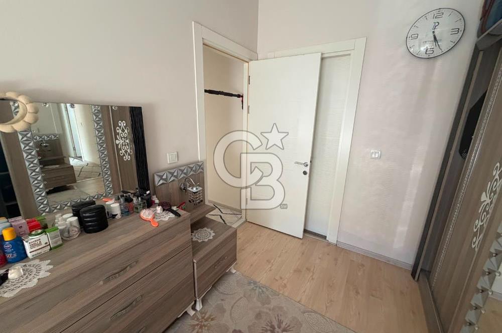 Menemen Ulukent İstiklal Mahallesinde 2+1 Satılık Daire